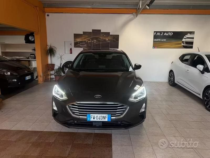 Usata Ford Focus ST-Line 125 CV (91 kW) 2019 Grigio Berlina