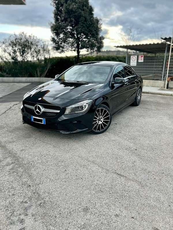 Usata Mercedes CLA180 109 CV (80 kW) 2015 Berlina
