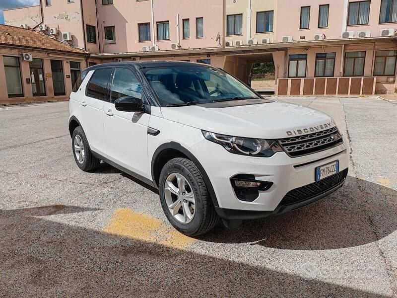 Bianco Usata 2018 Land Rover Discovery Sport SUV | 12.000 € (Super prezzo) - Immagine 1/4