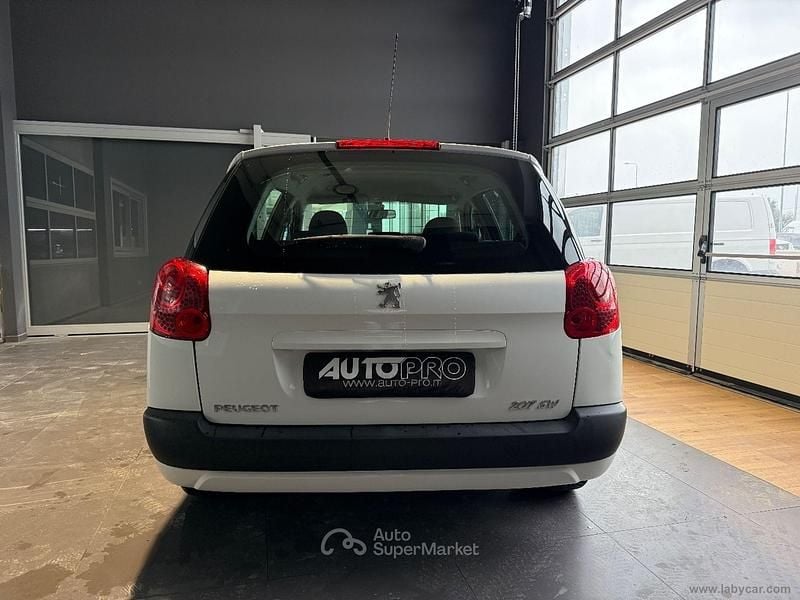 Usata Peugeot 207 73 CV (53 kW) 2012 Bianco Station wagon