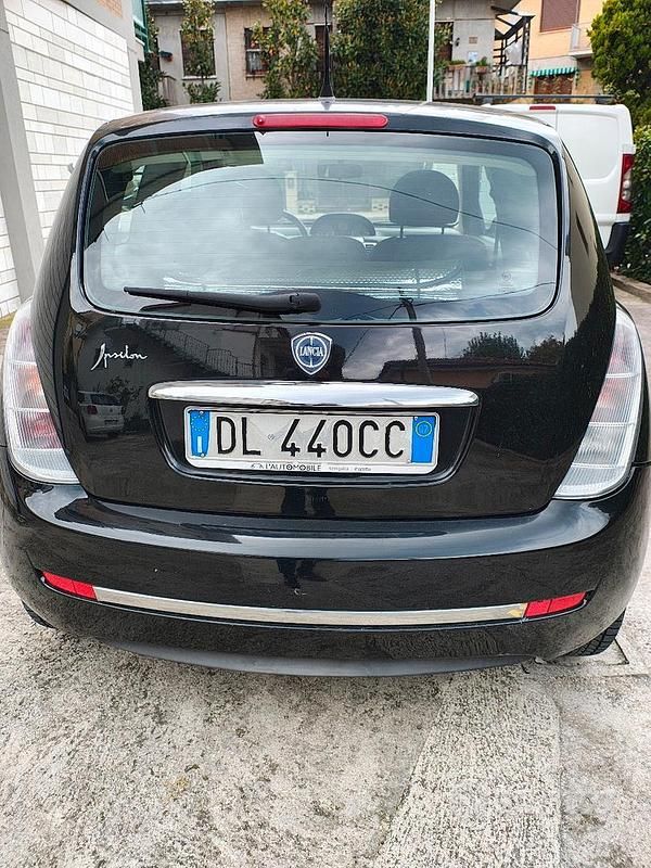 Usata 2007 Lancia Ypsilon Due volumi | 2100 € (Super prezzo) - Immagine 1/4