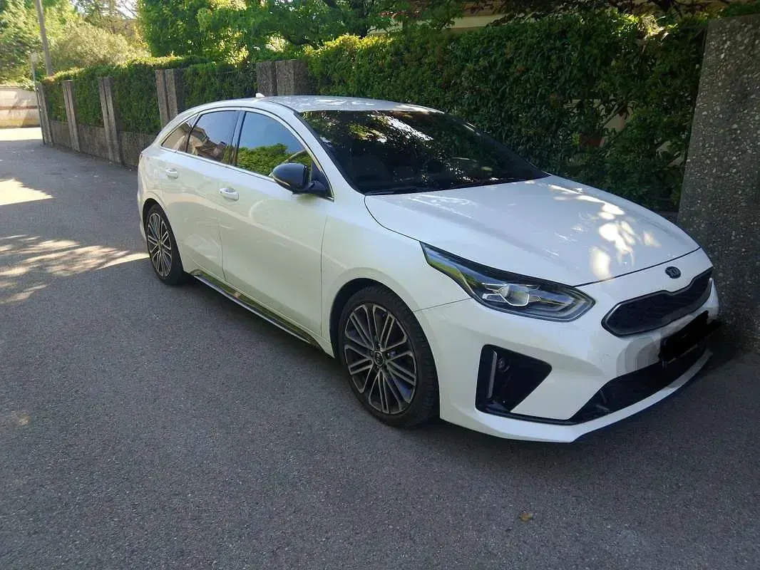 Usata Kia ProCeed GT-Line 136 CV (100 kW) 2019 Bianco Station wagon