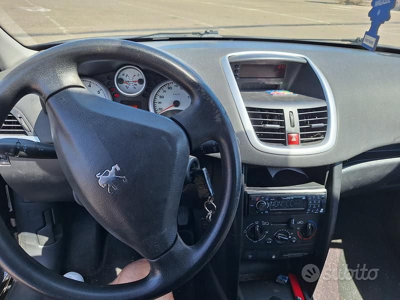 Usata Peugeot 207 2009 Nero Utilitaria