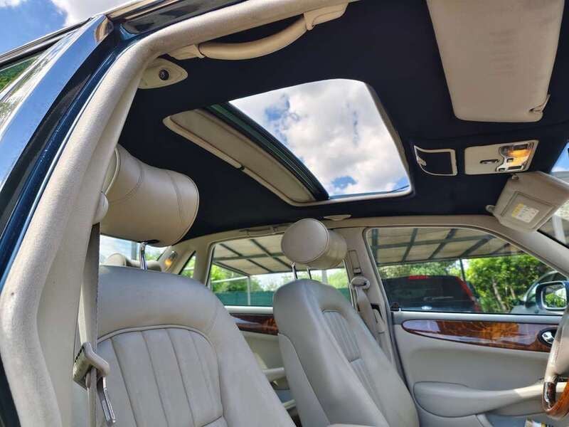 Usata Jaguar XJ 286 CV (210 kW) 2003 Verde Berlina