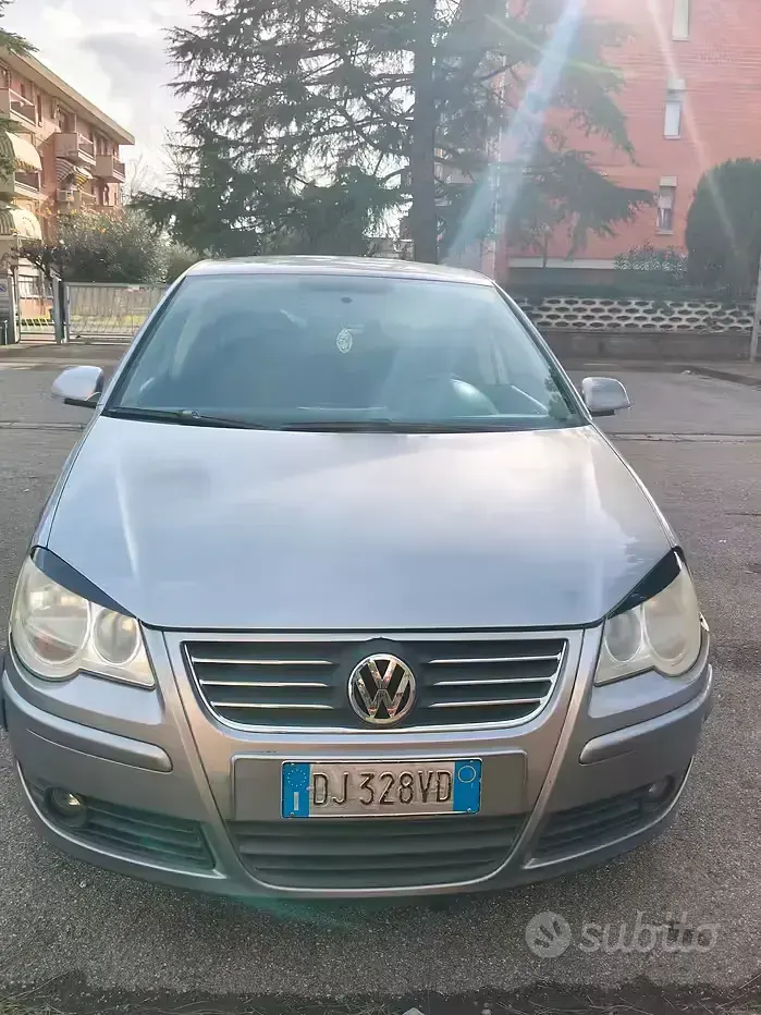 Usata VW Polo 80 CV (58 kW) 2008 Grigio Utilitaria