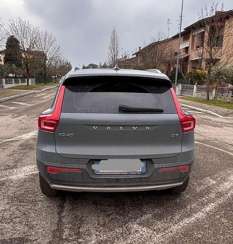 Usata Volvo XC40 Business Edition 150 CV (110 kW) 2020 SUV