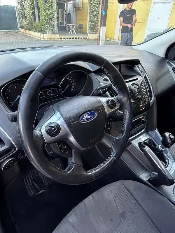 Usata Ford Focus Titanium 116 CV (85 kW) 2011 Station wagon