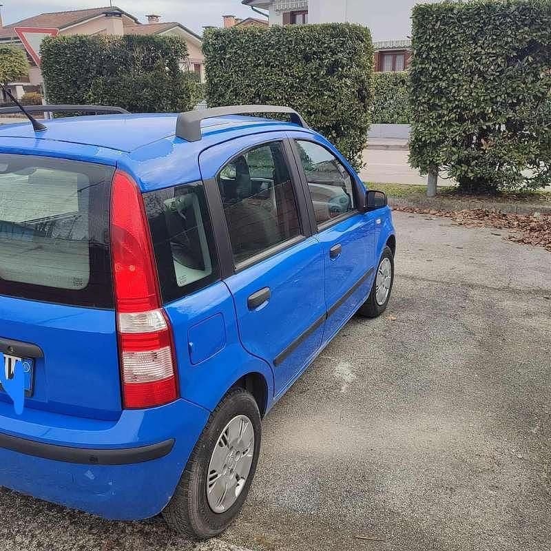 Usata 2005 Fiat Panda Emotion Utilitaria | 2000 € (Super prezzo) - Immagine 1/4