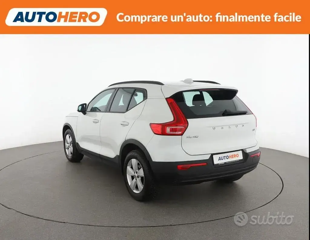 Usata Volvo XC40 150 CV (110 kW) 2020 Bianco SUV