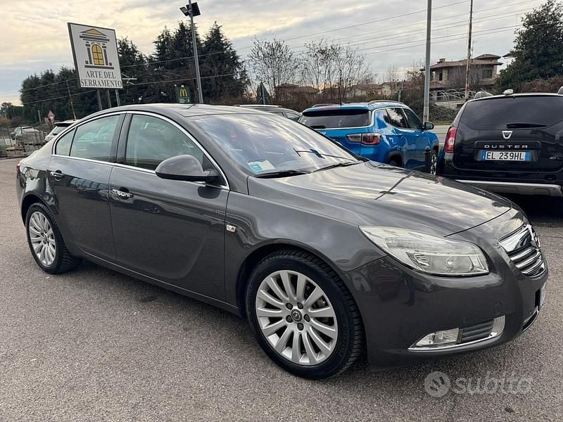Usata Opel Insignia Cosmo 160 CV (117 kW) 2012 Grigio Berlina