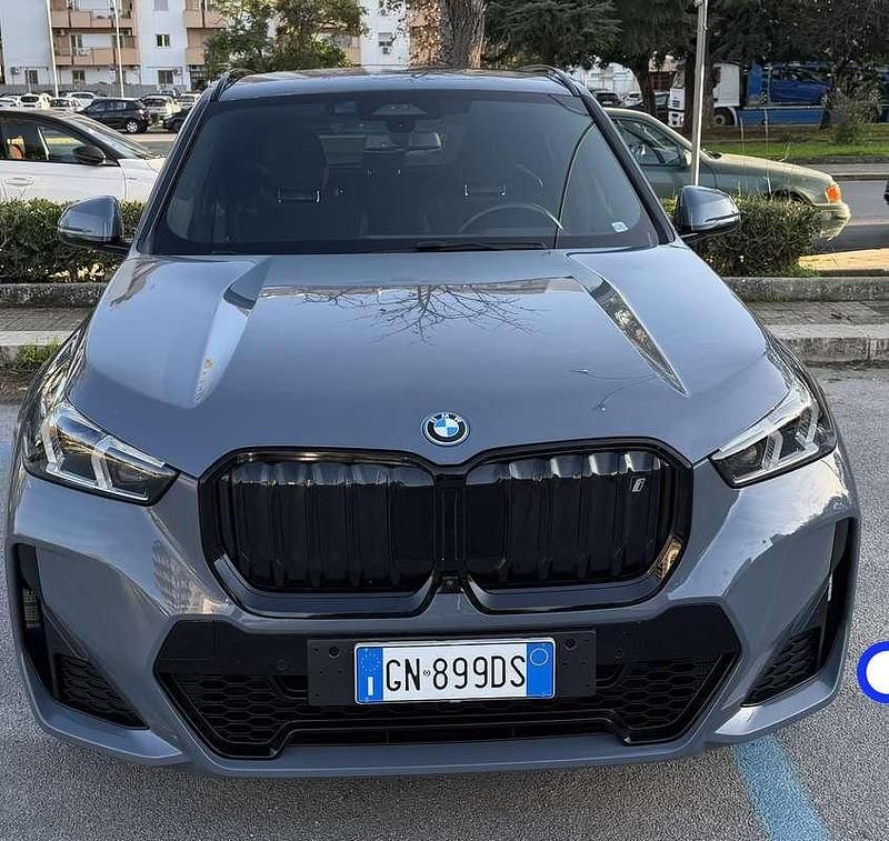 Usata BMW iX1 M Sport 230 kW (313 CV) 2023 Grigio SUV