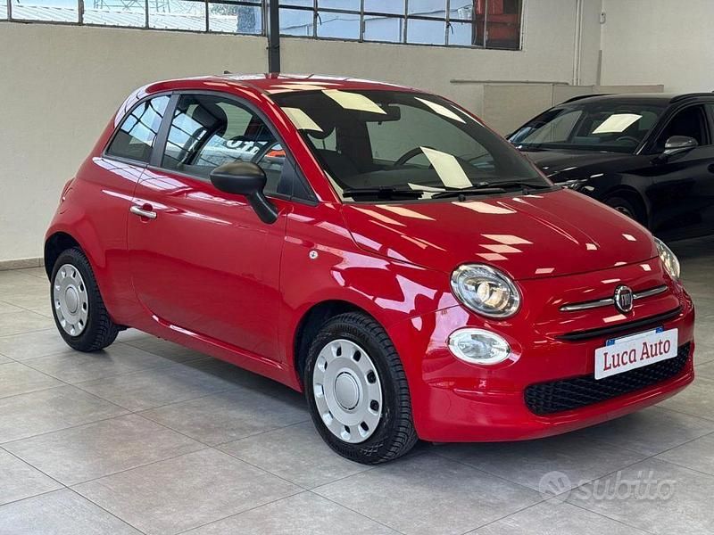 Usata Fiat 500 70 CV (51 kW) 2023 Rosso Utilitaria