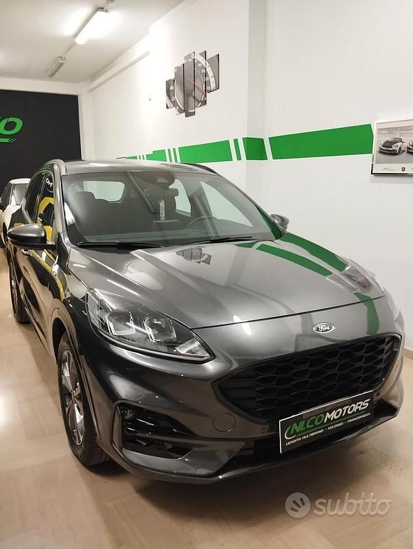 Usata Ford Kuga ST-Line 120 CV (88 kW) 2022 Grigio SUV