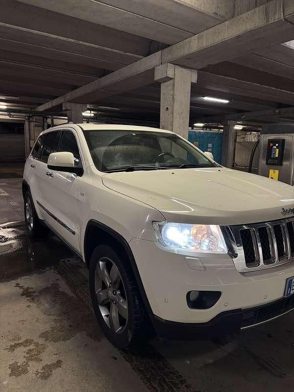 Usata Jeep Grand Cherokee Overland 241 CV (177 kW) 2011 SUV