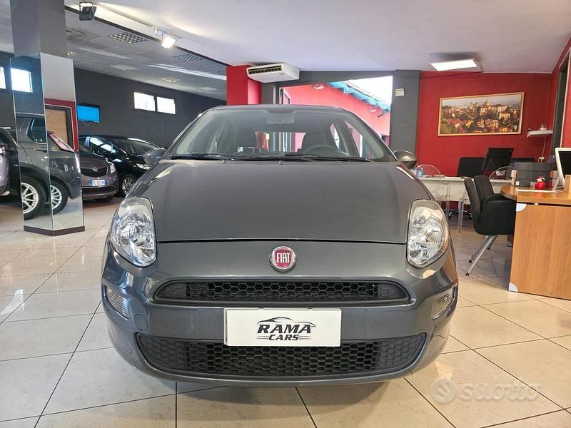 Usata Fiat Punto 69 CV (50 kW) 2013 Grigio Utilitaria