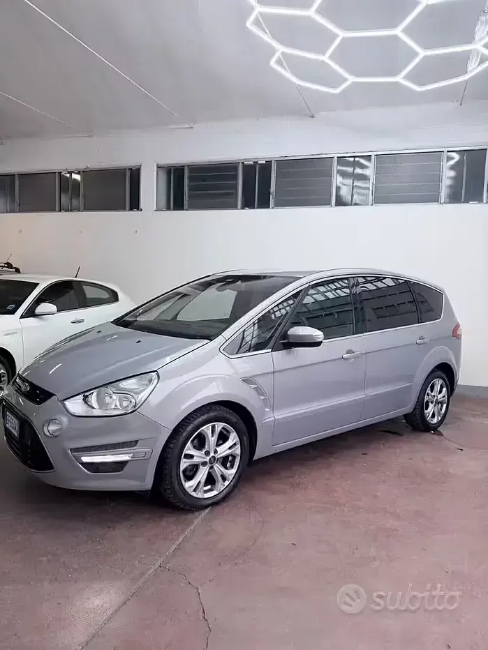 Usata Ford S-MAX Titanium 163 CV (119 kW) 2011 Monovolume