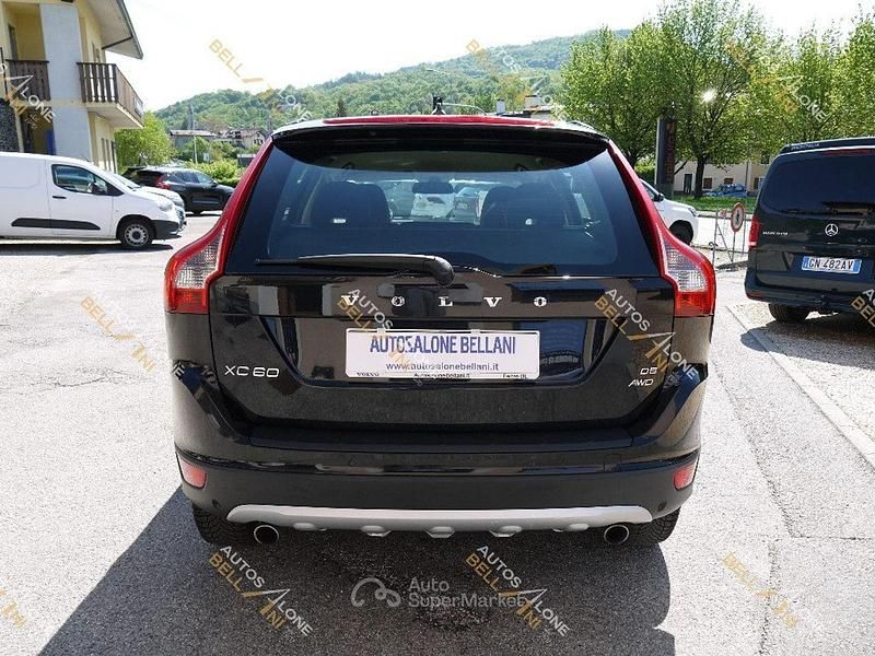 Usata Volvo XC60 Momentum 205 CV (150 kW) 2010 Nero metallizzato SUV
