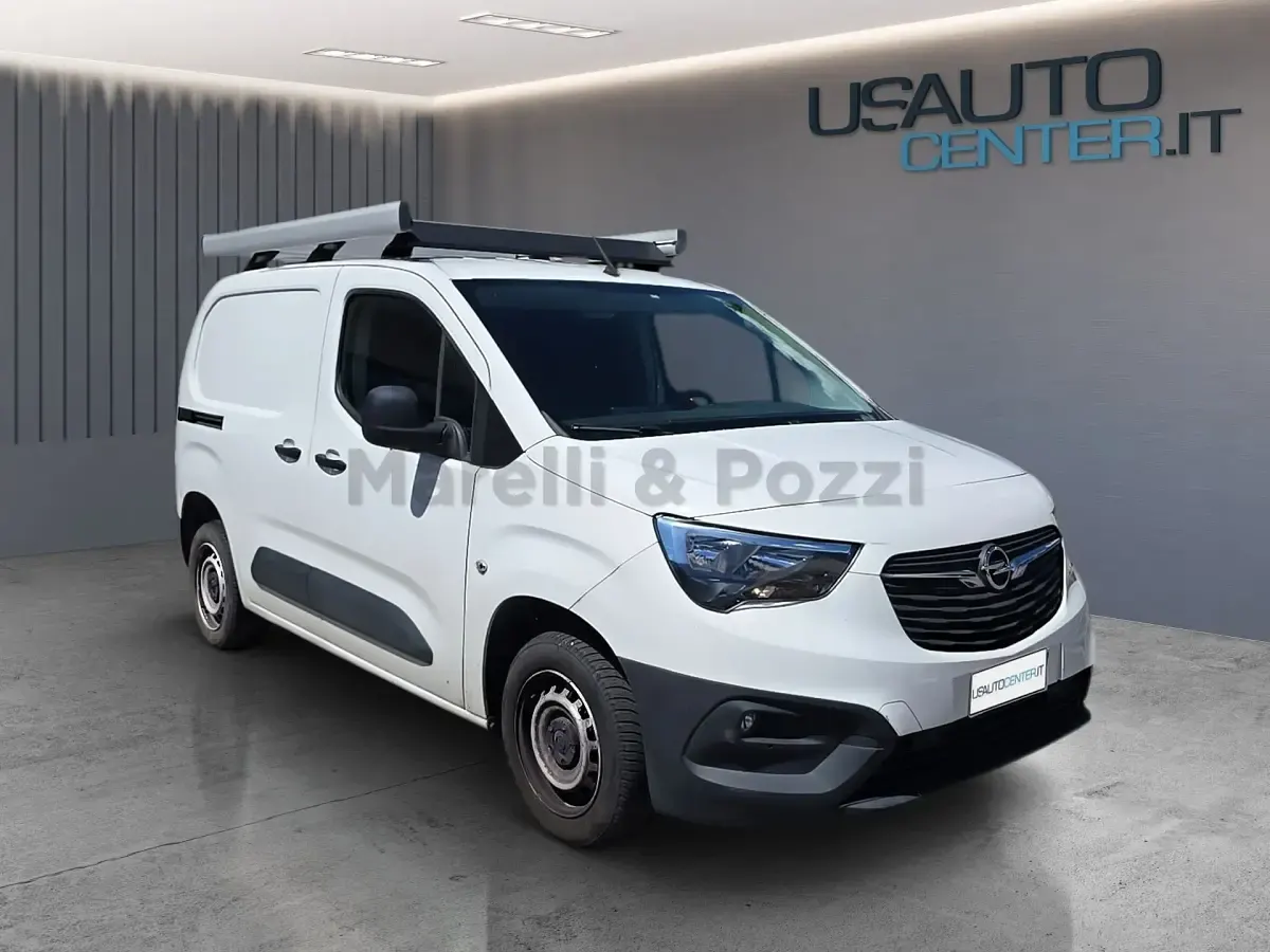 Usata Opel Combo 101 CV (74 kW) 2022 Bianco Monovolume