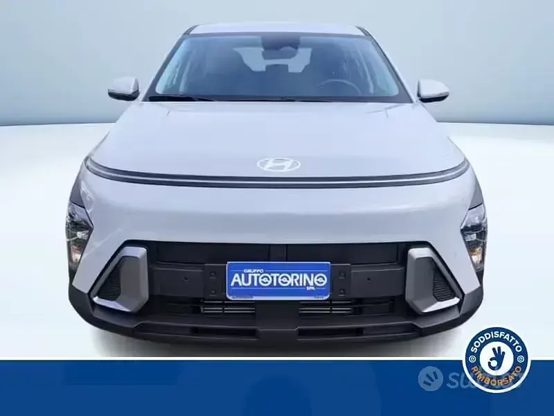 Usata Hyundai Kona 100 CV (73 kW) 2025 Grigio SUV