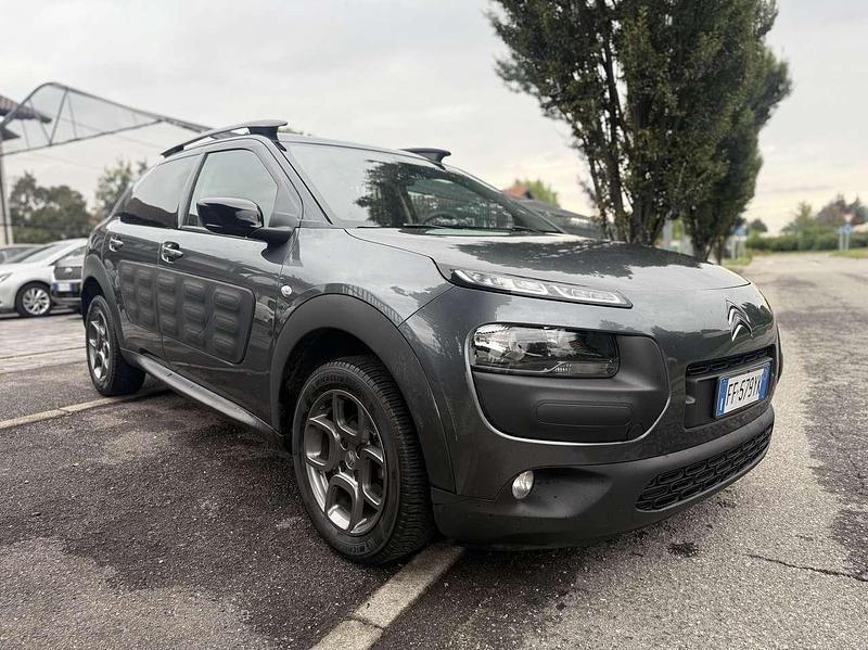 Grigio Usata 2016 Citroën C4 Cactus Due volumi | 8900 € (Buon prezzo) - Immagine 1/4