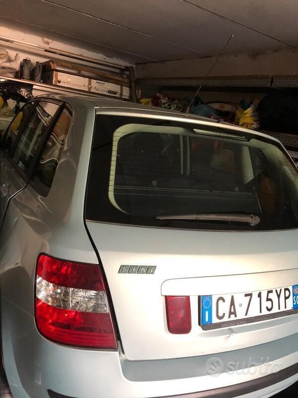 Usata Fiat Stilo 133 CV (97 kW) 2002 Verde Berlina