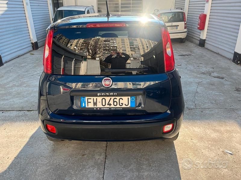Usata Fiat Panda Lounge 69 CV (50 kW) 2019 Blu Utilitaria