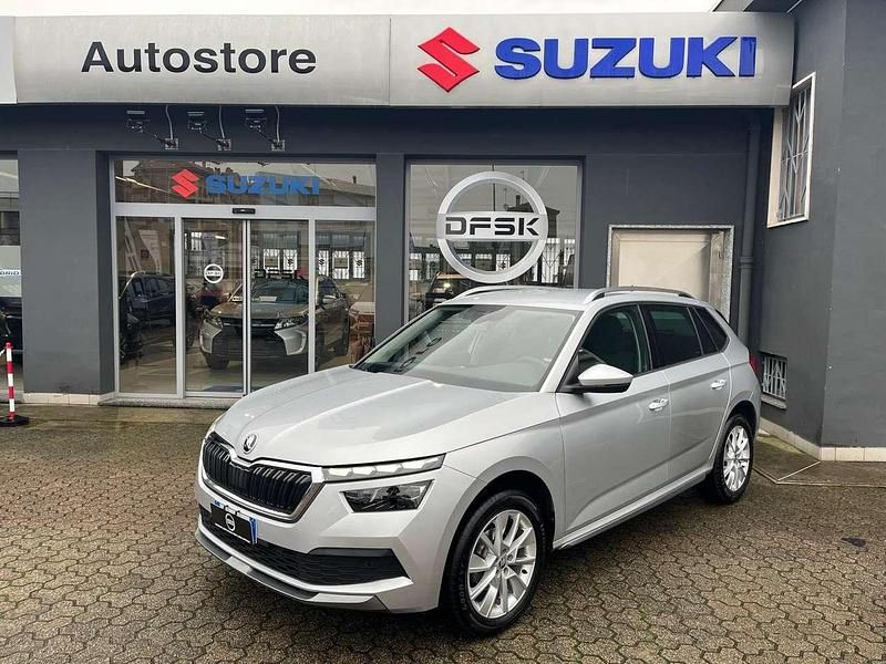 Argento metallizzato Usata 2023 Skoda Kamiq SUV | 16.490 € (Buon prezzo) - Immagine 1/4
