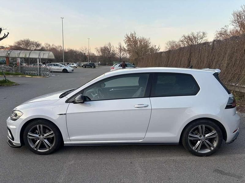Usata VW Golf VII R-line 150 CV (110 kW) 2017 Berlina