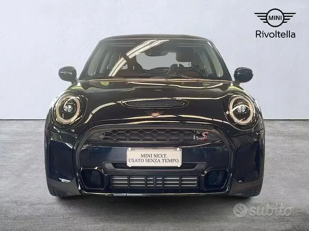 Usata Mini Cooper S 178 CV (130 kW) 2022 Nero Utilitaria