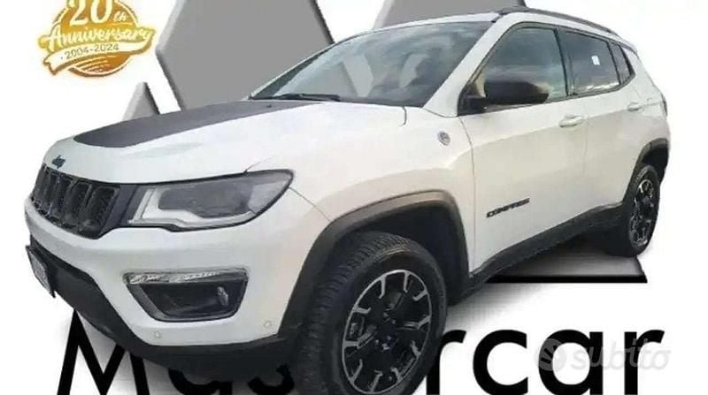 Usata Jeep Compass Trailhawk 241 CV (177 kW) 2023 Bianco SUV