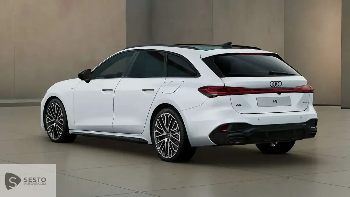Nuova Audi A5 S-Line 299 CV (219 kW) 2026 Bianco Station wagon