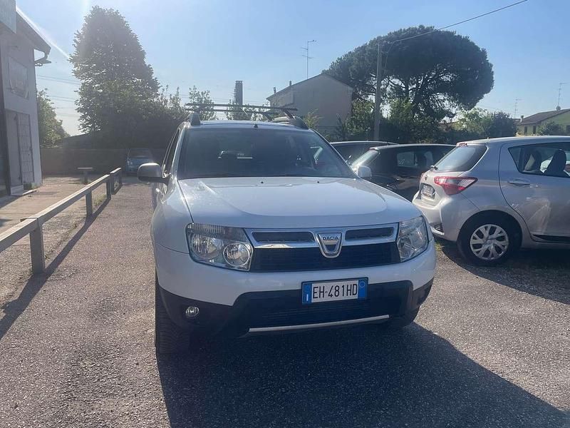 Usata Dacia Duster Lauréate 107 CV (78 kW) 2012 Bianco SUV