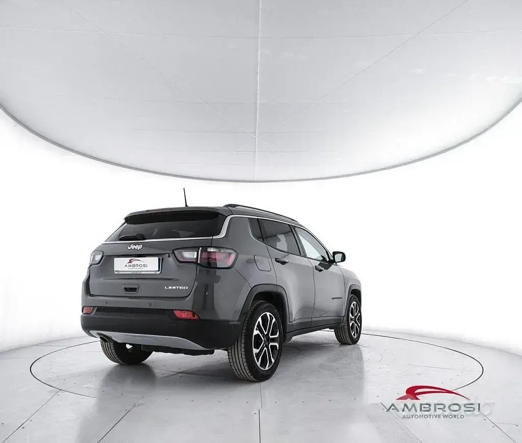 Usata Jeep Compass Limited 131 CV (96 kW) 2021 Grigio SUV