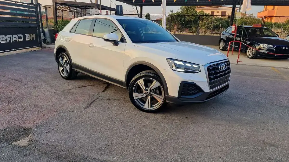 Usata Audi Q2 Business Plus 116 CV (85 kW) 2022 Bianco SUV