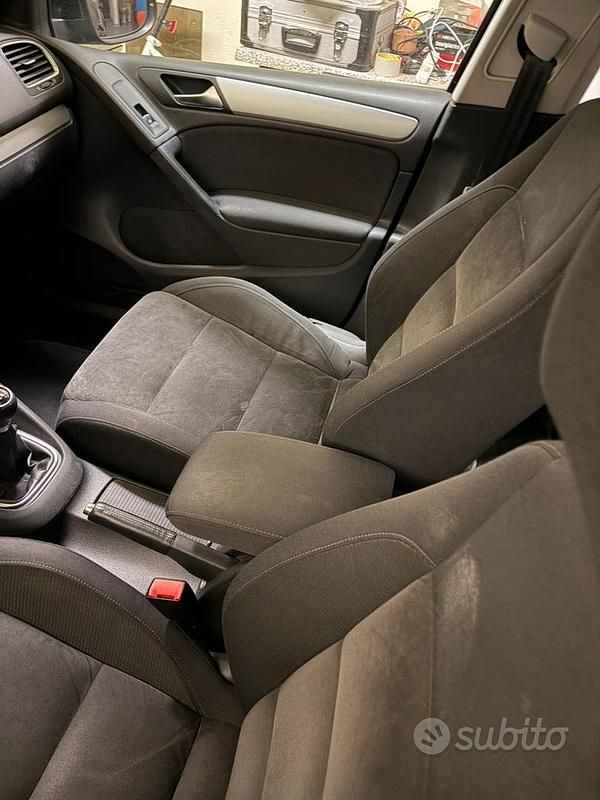 Usata VW Golf VII Highline 105 CV (77 kW) 2012 Nero Berlina