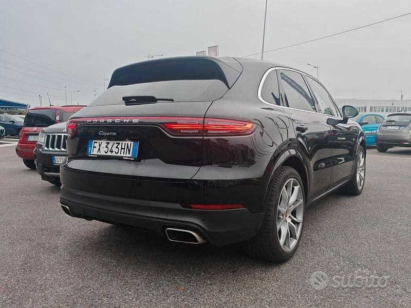 Usata Porsche Cayenne 340 CV (250 kW) 2019 Nero SUV