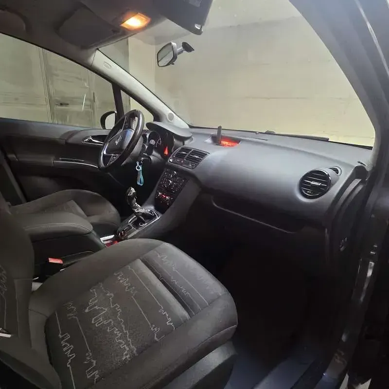 Usata Opel Meriva 95 CV (69 kW) 2013 Monovolume