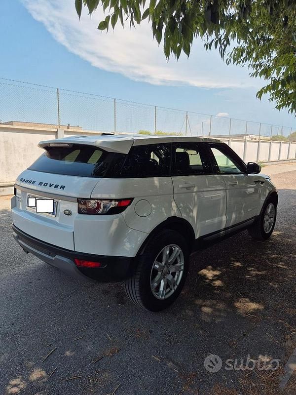 Usata Land Rover Range Rover evoque 150 CV (110 kW) 2014 Bianco SUV