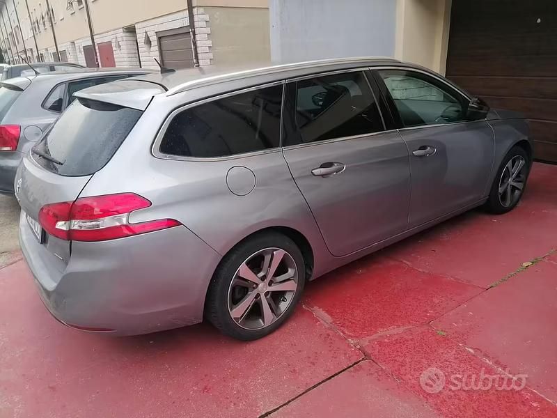 Usata Peugeot 308 SW 150 CV (110 kW) 2015 Grigio Station wagon