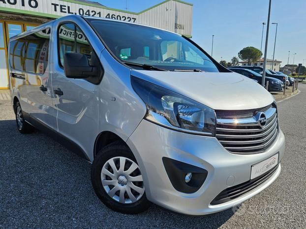 Argento Usata 2019 Opel Vivaro S Monovolume | 25.900 € - Immagine 1/4