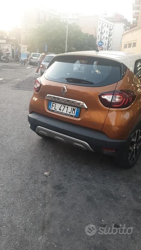 Usata Renault Captur 90 CV (66 kW) 2017 SUV