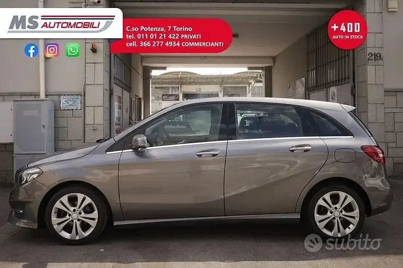 Usata Mercedes B180 109 CV (80 kW) 2016 Grigio scuro Utilitaria