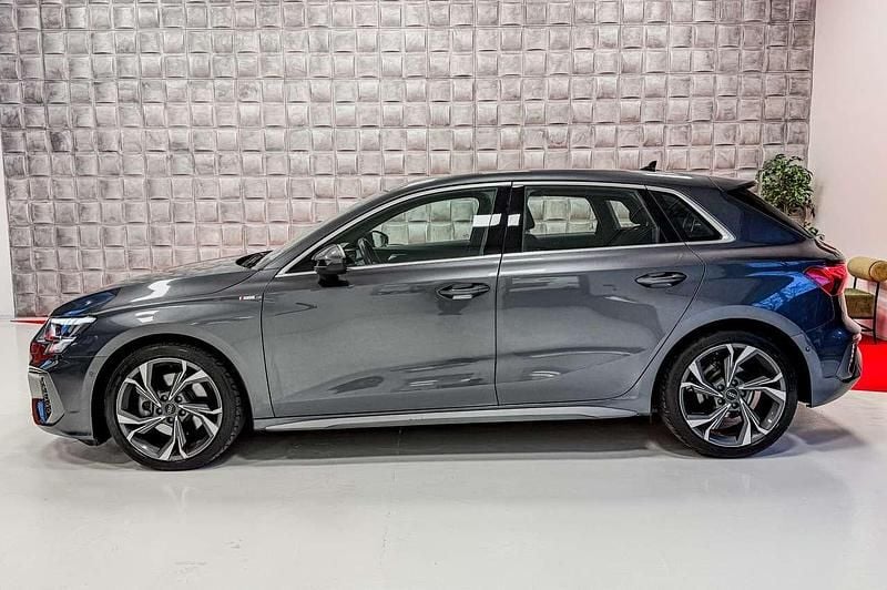 Usata Audi A3 S-Line 116 CV (85 kW) 2021 Grigio Berlina