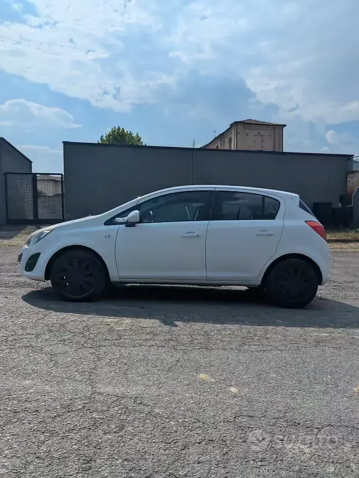 Usata Opel Corsa 85 CV (62 kW) 2015 Bianco Utilitaria