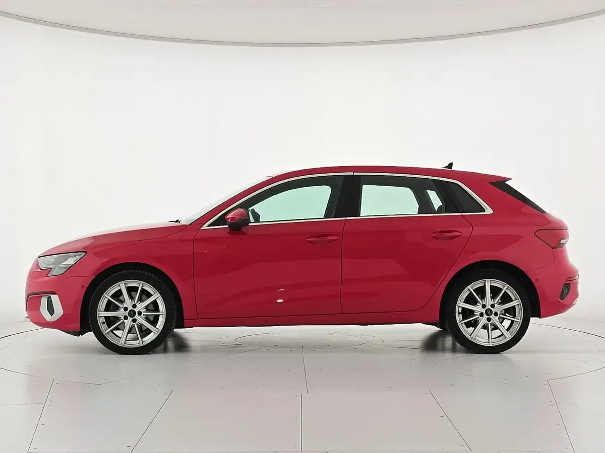 Gebraucht Audi A3 Advanced 150 PS (110 kW) 2021 Rot Limousine