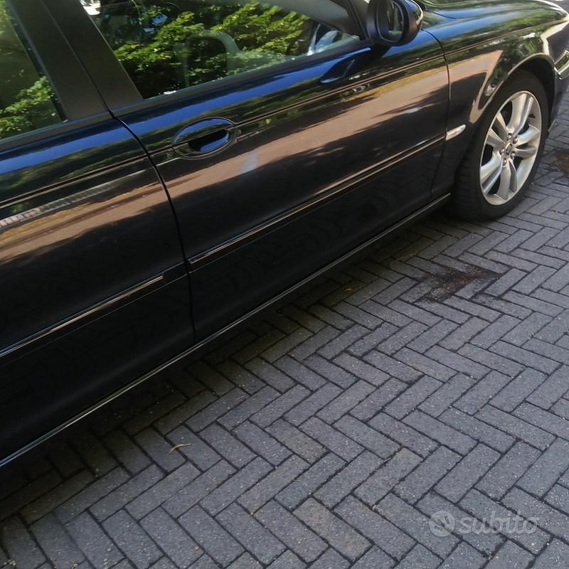 Usata Jaguar X-type 200 CV (147 kW) 2007 Nero Berlina
