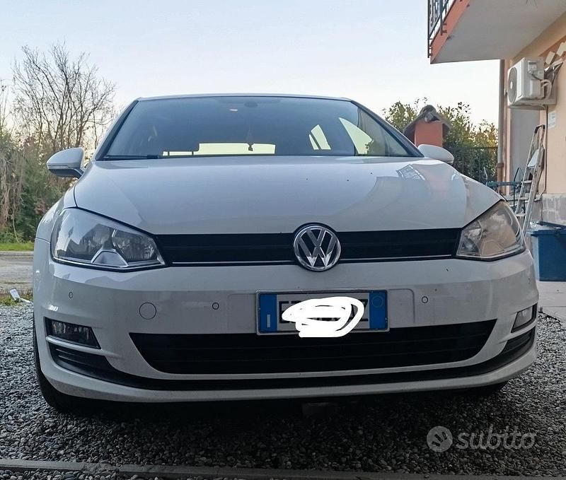 Usata 2015 VW Golf VII Tre volumi | 9000 € (Ottimo prezzo) - Immagine 1/4