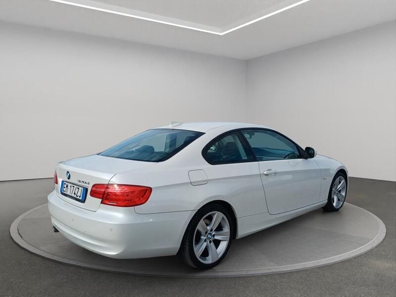 Usata BMW 320 184 CV (135 kW) 2012 Bianco Coupé