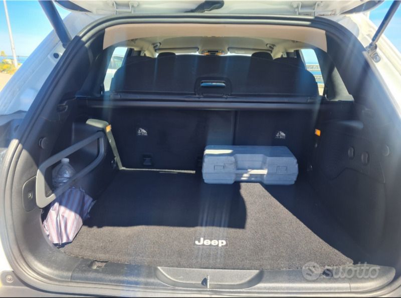 Usata Jeep Cherokee 140 CV (102 kW) 2017 Bianco SUV