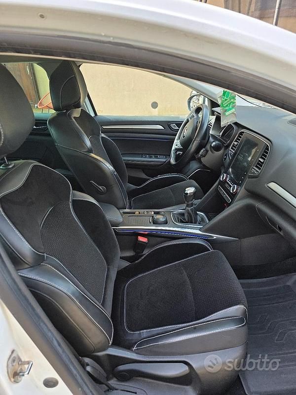 Usata Renault Mégane Coupé 110 CV (80 kW) 2018 Bianco Coupé